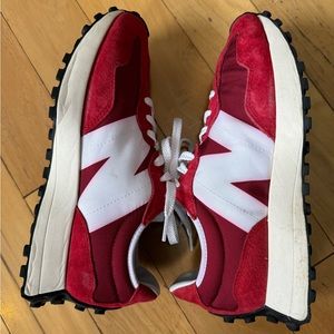 New Balance 327